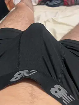 Snapshot of AlbertoRuiz086 chatting on 03-14-26, 04:23 AlbertoRuiz086 online show from 03-14-26, 04:23