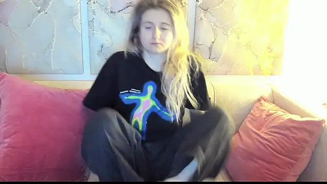 CamillaDreamer online show from 03-26-26, 07:41