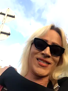 alexawinterrr online show from 12-13-25, 10:26