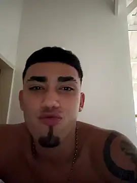 Snapshot of bbyexclussive chatting on 09-26-25, 11:14 bbyexclussive online show from 09-26-25, 11:14