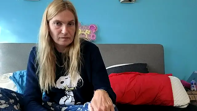 linterditehot online show from 06-13-26, 05:49