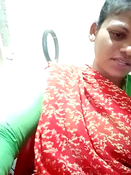 Snapshot of SHMA-77 chatting on 10-02-25, 07:10 SHMA-77 online show from 10-02-25, 07:10