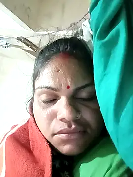 Snapshot of SHMA-77 chatting on 10-16-25, 11:28 SHMA-77 online show from 10-16-25, 11:28