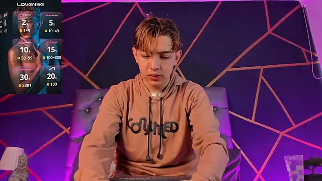 Lian Miller1  online show from 04-24-26, 12:18