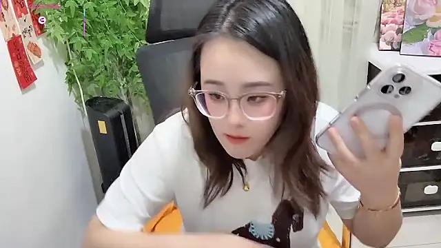 NEWONETO online show from 04-17-26, 01:47