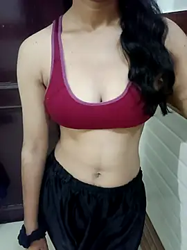 Snapshot of Meenu_rani6 chatting on 12-13-25, 11:54 Meenu rani6 online show from 12-13-25, 11:54