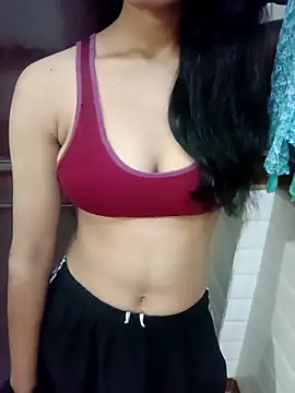 Snapshot of Meenu_rani6 chatting on 12-15-25, 04:22 Meenu rani6 online show from 12-15-25, 04:22