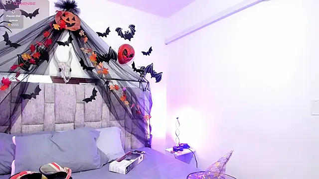 Misaki Kai online show from 10-30-25, 06:59