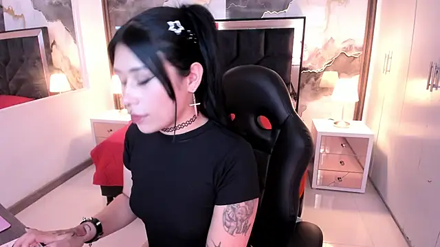 Snapshot of SusanVilla chatting on 05-20-26, 07:42 SusanVilla online show from 05-20-26, 07:42