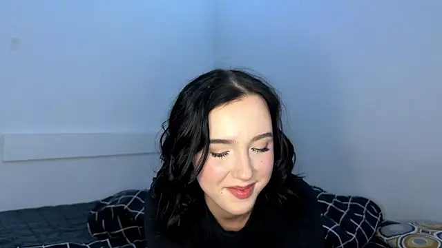 Snapshot of KayaNorth chatting on 10-01-25, 08:04 KayaNorth online show from 10-01-25, 08:04