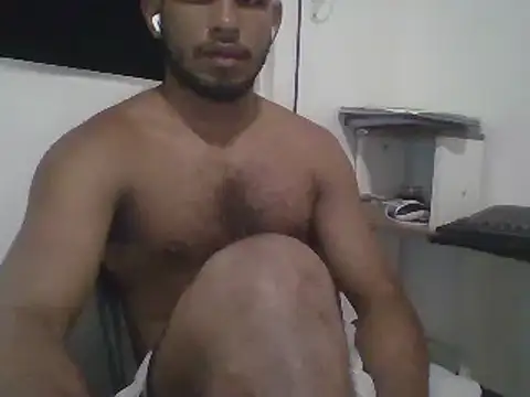 Snapshot of jesusacastrop25 chatting on 06-02-26, 04:36 jesusacastrop25 online show from 06-02-26, 04:36