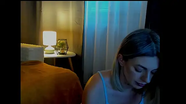 AnaLure online show from 10-14-25, 03:24