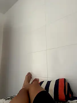 Snapshot of MCLZK chatting on 11-06-25, 05:58 MCLZK online show from 11-06-25, 05:58