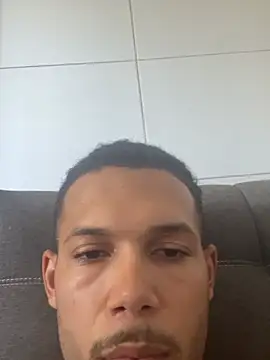 Snapshot of MCLZK chatting on 03-06-26, 06:48 MCLZK online show from 03-06-26, 06:48