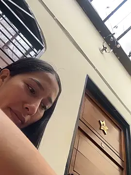 Amelia Rivas online show from 04-18-26, 08:53