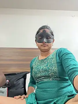 Snapshot of TeluguIshu_teen20 chatting on 10-15-25, 07:47 TeluguIshu teen20 online show from 10-15-25, 07:47