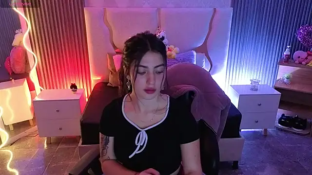 Ixchel tay online show from 04-23-26, 04:24