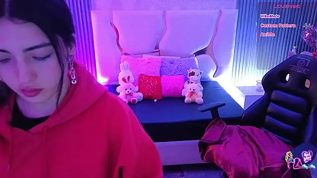 Ixchel tay online show from 04-24-26, 03:20