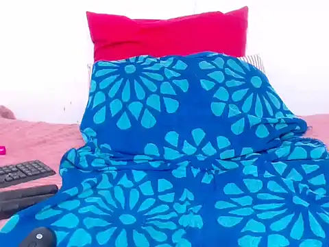 Snapshot of SexyLolah1 chatting on 11-03-25, 05:03 SexyLolah1 online show from 11-03-25, 05:03