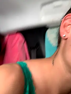 Snapshot of GoldenPussy1329 chatting on 10-10-25, 02:16 GoldenPussy1329 online show from 10-10-25, 02:16