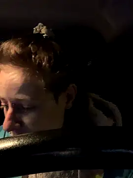 Snapshot of GoldenPussy1329 chatting on 10-28-25, 10:12 GoldenPussy1329 online show from 10-28-25, 10:12