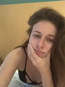 GoldenPussy1329 online show from 04-18-26, 07:07