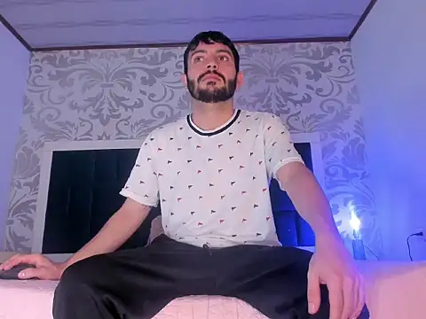 VynnyBlacke  online show from 02-19-26, 05:14