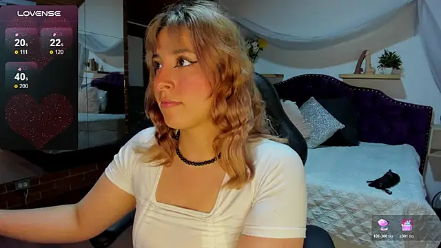 sophialyh 1 online show from 10-30-25, 12:39