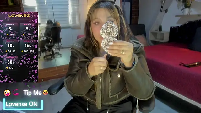 Snapshot of sophialyh_1 chatting on 06-02-26, 01:02 sophialyh 1 online show from 06-02-26, 01:02