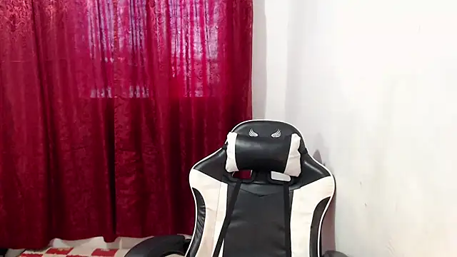 Teamo kiara online show from 10-30-25, 01:29