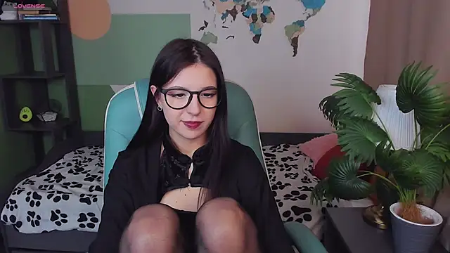 Azaliya Haze online show from 11-14-25, 10:25