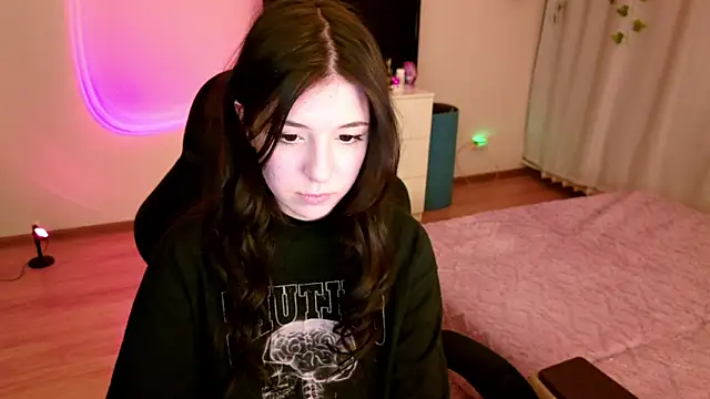 Azaliya Haze online show from 03-20-26, 05:40