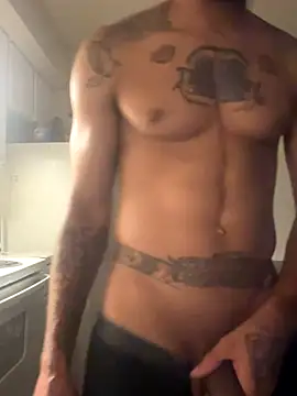 thefreakscomeoutatnight online show from 10-28-25, 09:57