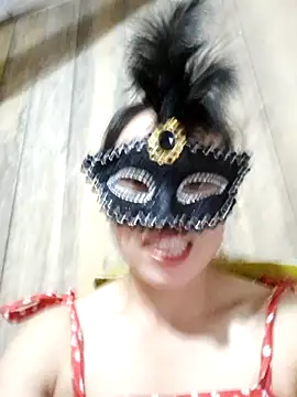 Snapshot of Tuyet_xx chatting on 09-30-25, 03:33 Tuyet xx online show from 09-30-25, 03:33