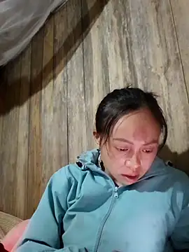 Tuyet xx online show from 11-30-25, 10:58