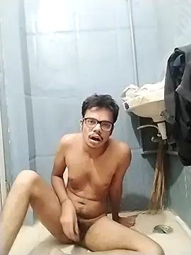 Snapshot of sexybobby13 chatting on 11-08-25, 09:09 sexybobby13 online show from 11-08-25, 09:09