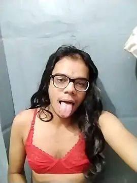 Snapshot of sexybobby13 chatting on 11-28-25, 09:01 sexybobby13 online show from 11-28-25, 09:01