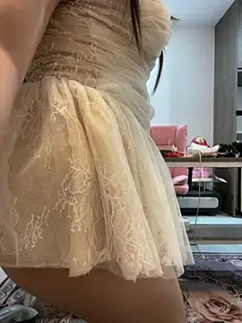 lee ly online show from 04-10-26, 04:44