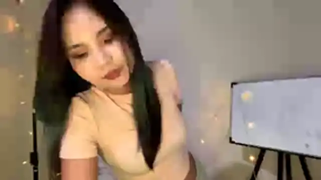 CarollFalick online show from 12-14-25, 12:32