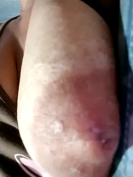 Hotmommax online show from 11-22-25, 05:56