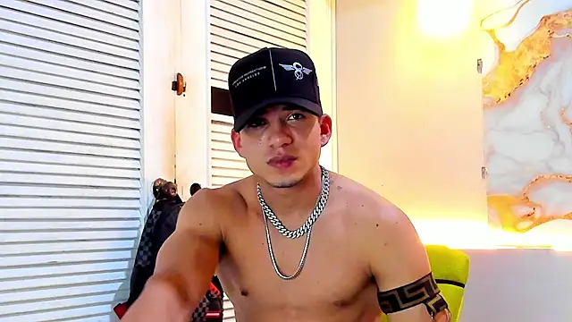 daniscot online show from 11-06-25, 04:02