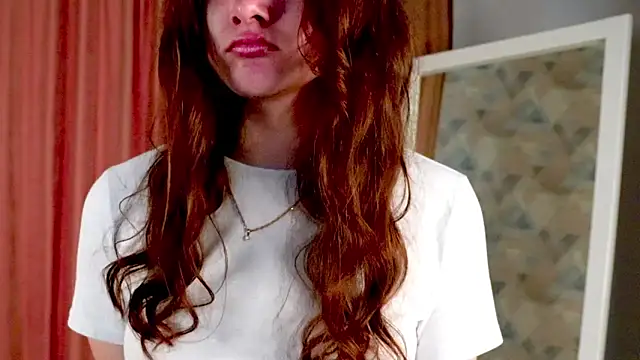 Snapshot of LewisThrone chatting on 10-01-25, 04:07 LewisThrone online show from 10-01-25, 04:07