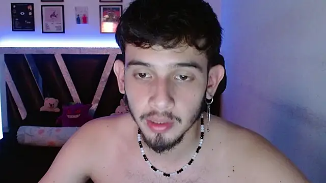 Sebasxxl12 online show from 12-19-25, 09:27