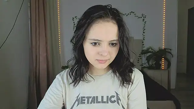  EVA GREEN online show from 11-01-25, 11:34