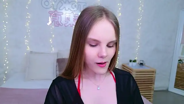 Lili Lohan online show from 04-14-26, 05:02