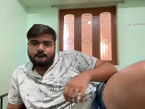 Romeo Sam2 online show from 10-11-25, 07:18