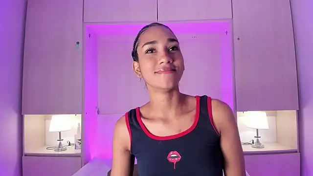 AnahiCollins online show from 05-19-26, 11:49