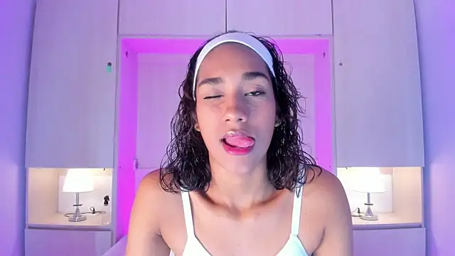 AnahiCollins online show from 05-28-26, 11:40
