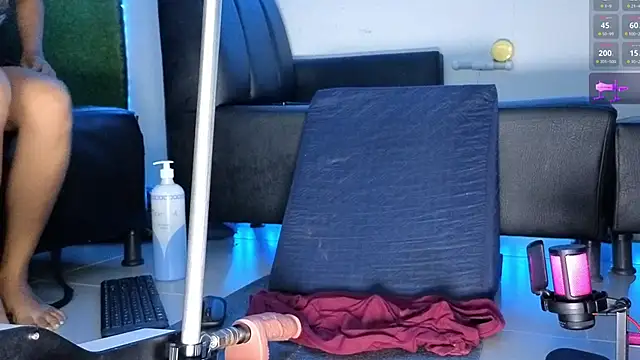 Snapshot of Mia_khalif4 chatting on 01-17-26, 11:48 Mia khalif4 online show from 01-17-26, 11:48