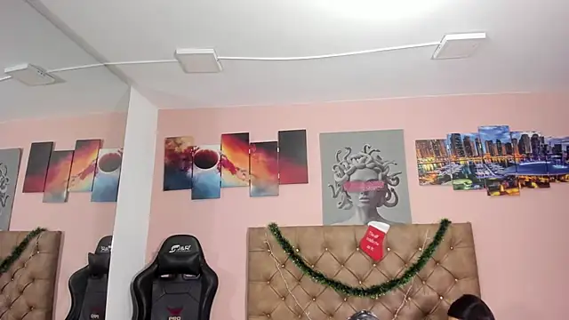 scarlett vex online show from 12-17-25, 09:43